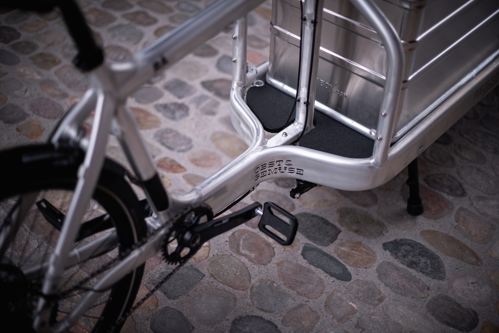 LARRY VS HARRY Original Bullitt